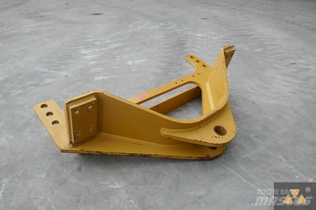 CAT 140M3 Drawbar Doprava – ostatní