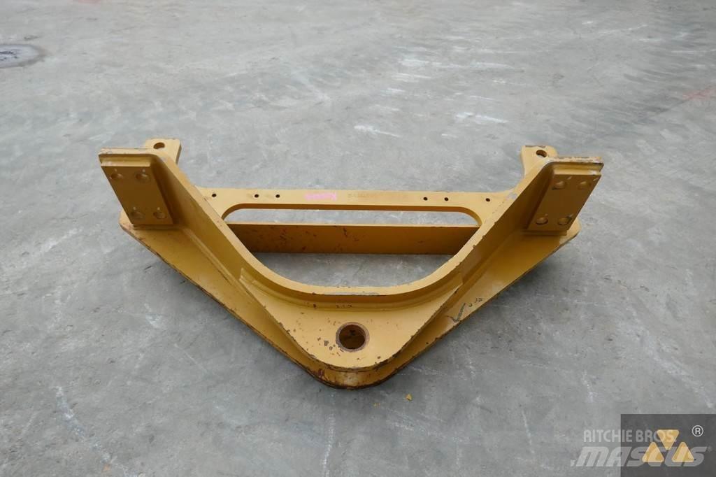 CAT 140M3 Drawbar Doprava – ostatní