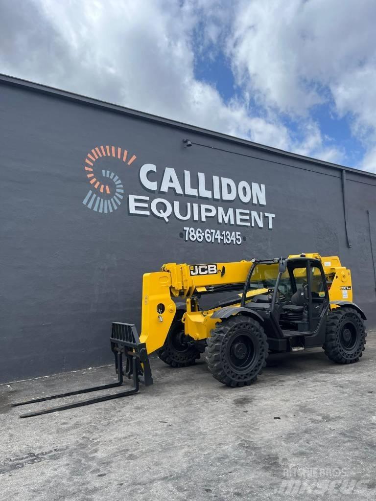 JCB 507-42 Teleskopické manipulátory
