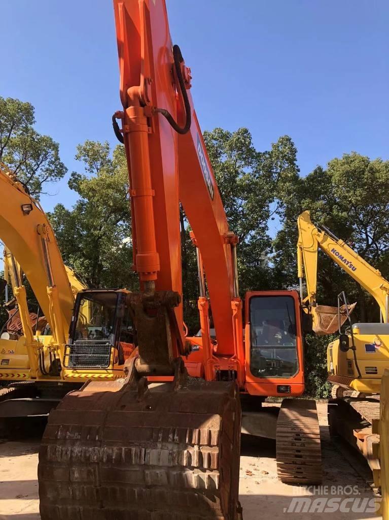 Doosan 225 LC Pásová rýpadla