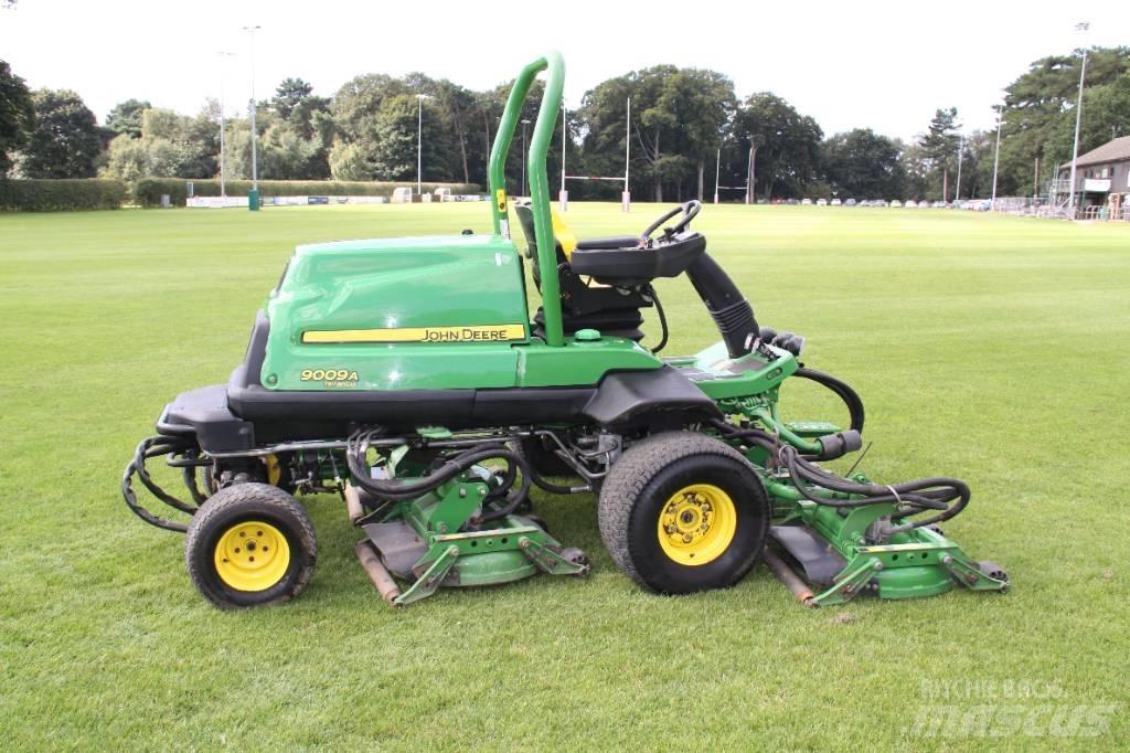 John Deere 9009A Samojízdné sekačky