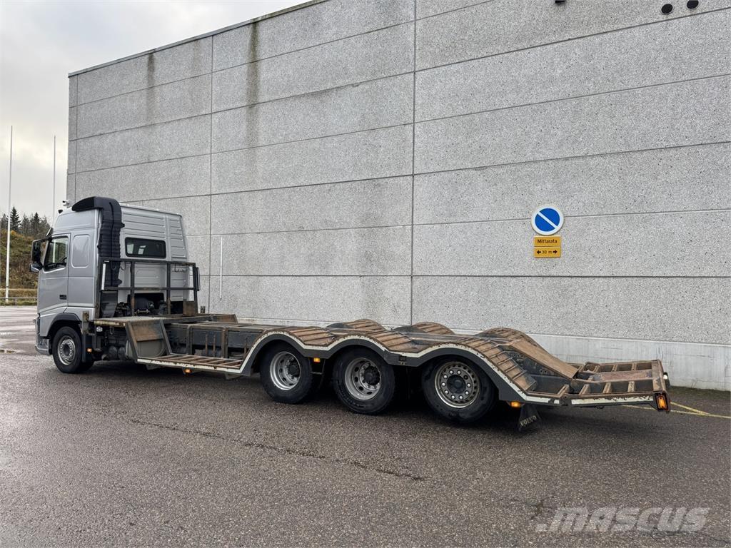 Volvo FH500 8x4 Nákladní vozidlo bez nástavby