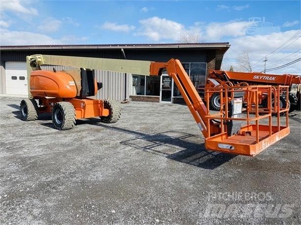 JLG 800 AJ Kloubové plošiny