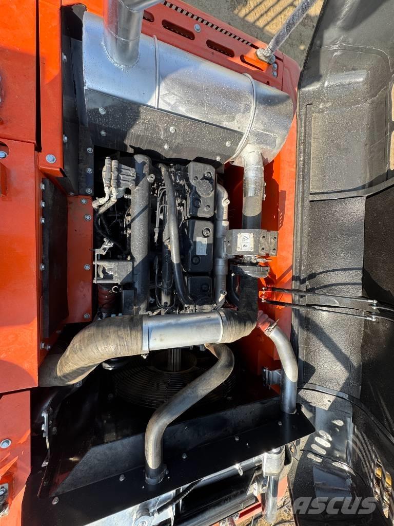 Doosan DX300 Pásová rýpadla