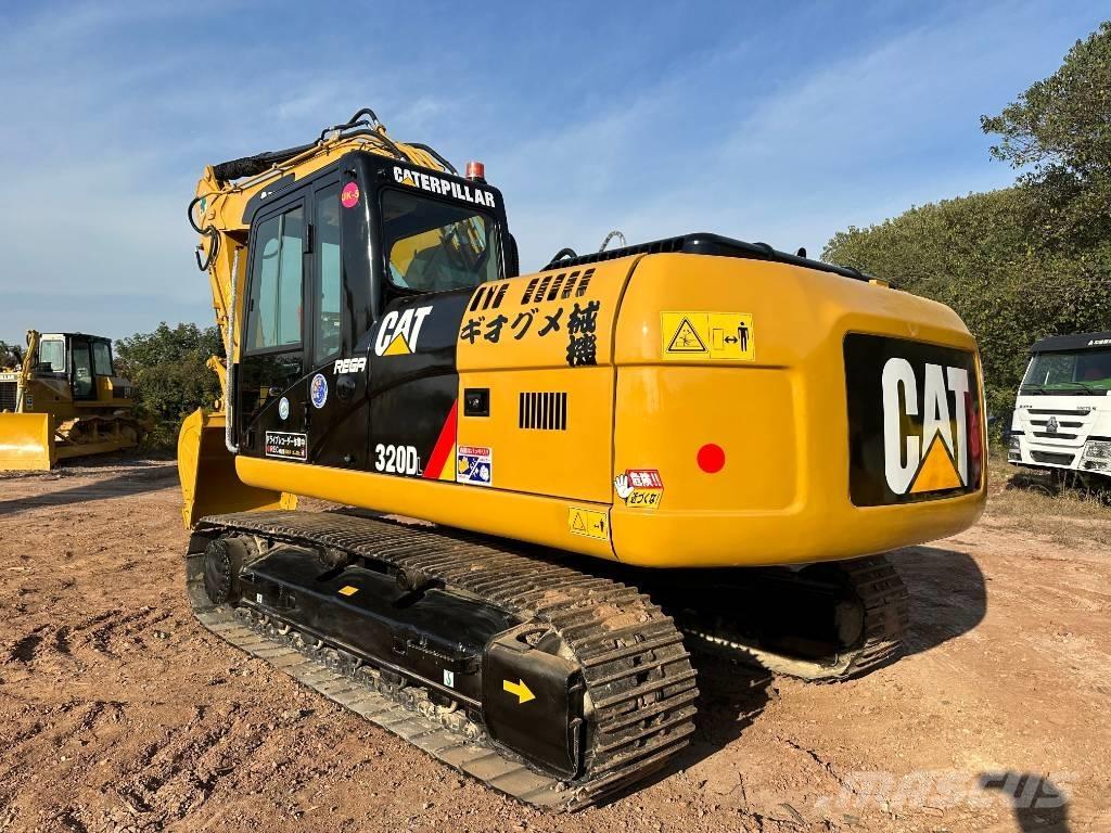 CAT 320 D L Pásová rýpadla