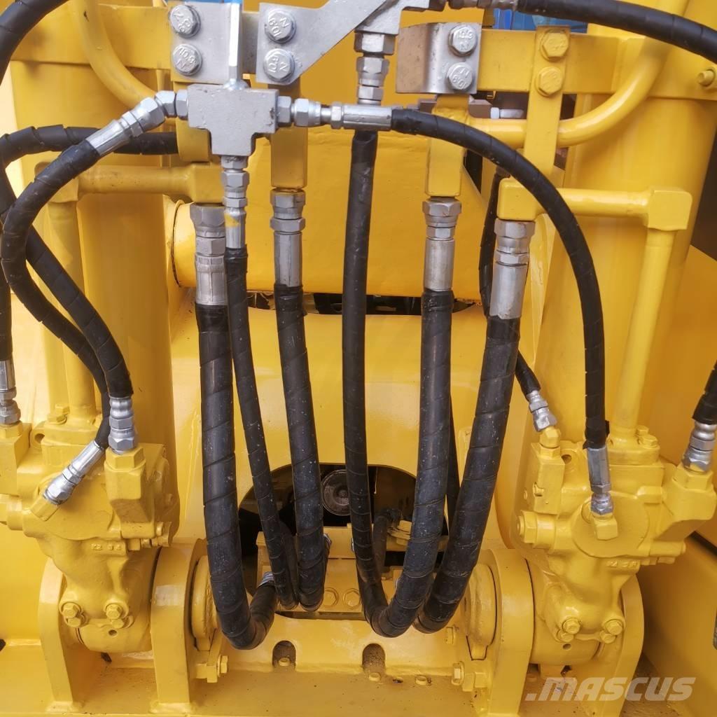 Komatsu PC 130 Pásová rýpadla