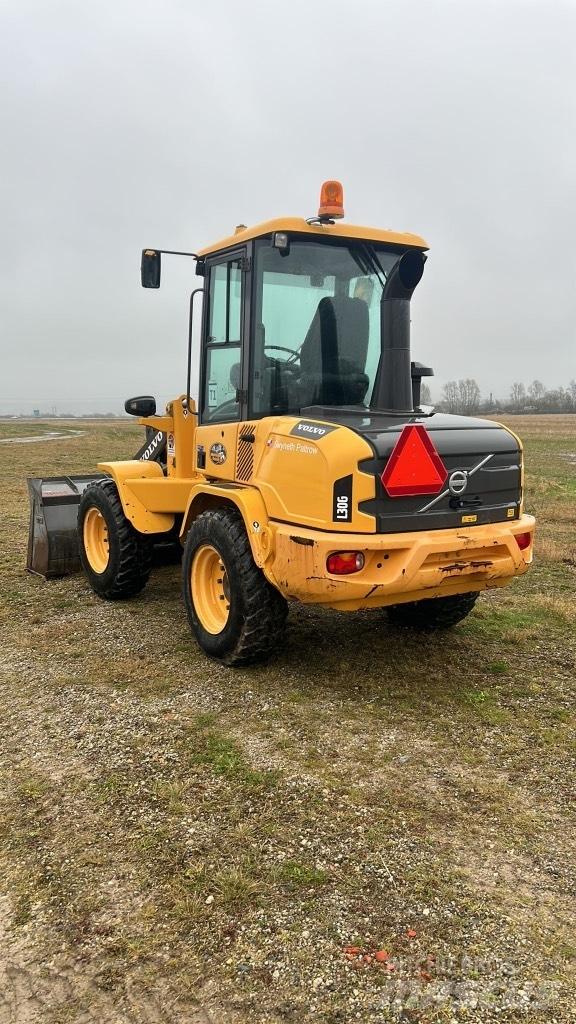 Volvo L 30 G Kolové nakladače