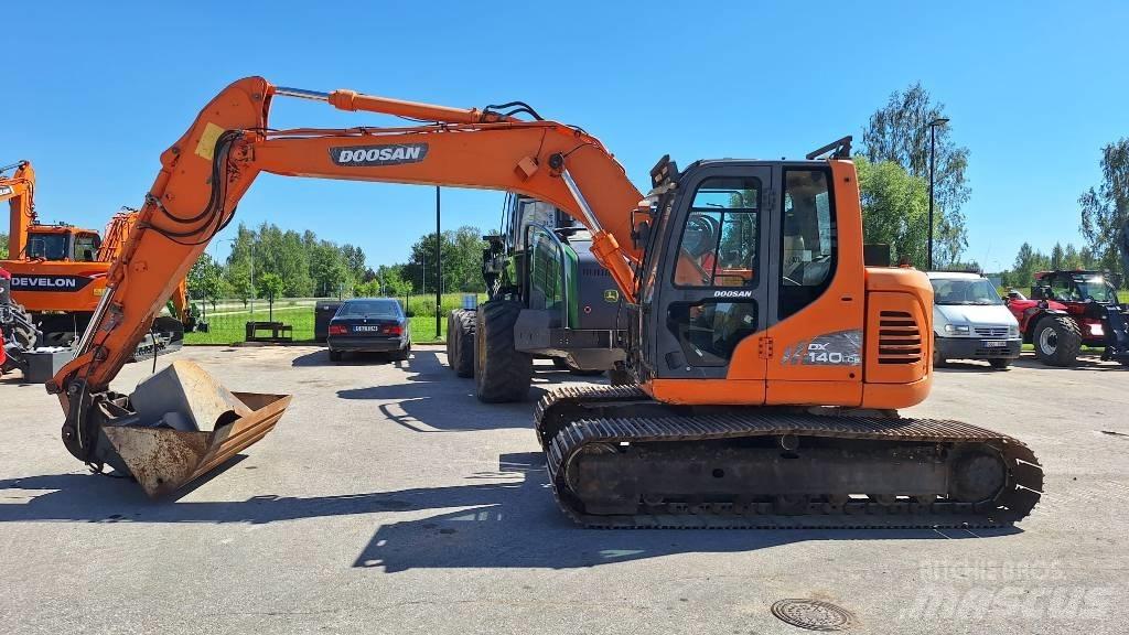 Doosan DX 140 LCR Pásová rýpadla