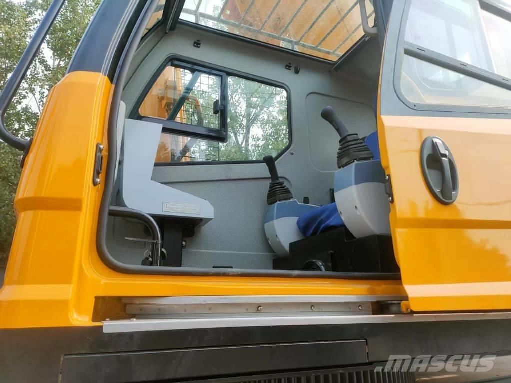 XCMG QY 50 KC Univerzální terénní jeřáby