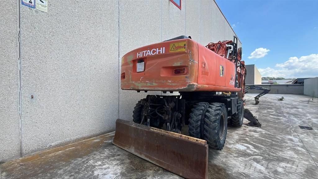 Hitachi ZX 210 W Kolová rýpadla