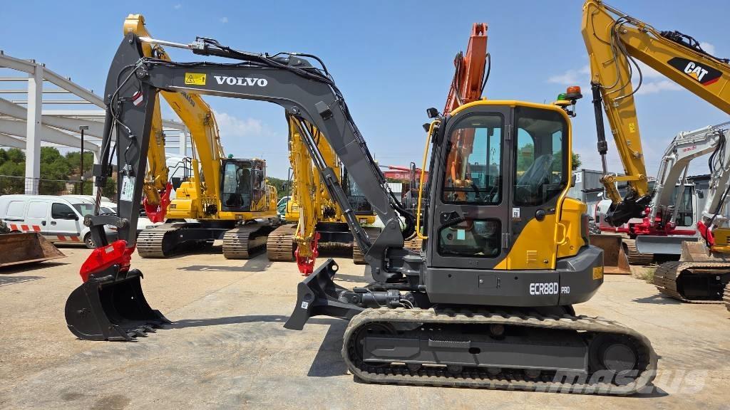 Volvo ECR 88 PLUS Midi rýpadla 7t - 12t