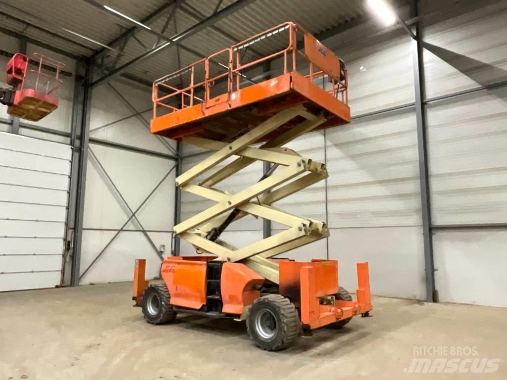 JLG 3394 RT Nůžková zvedací plošina