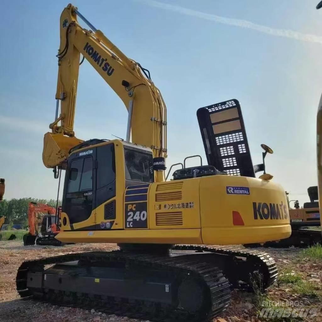 Komatsu 240LC-8 Pásová rýpadla
