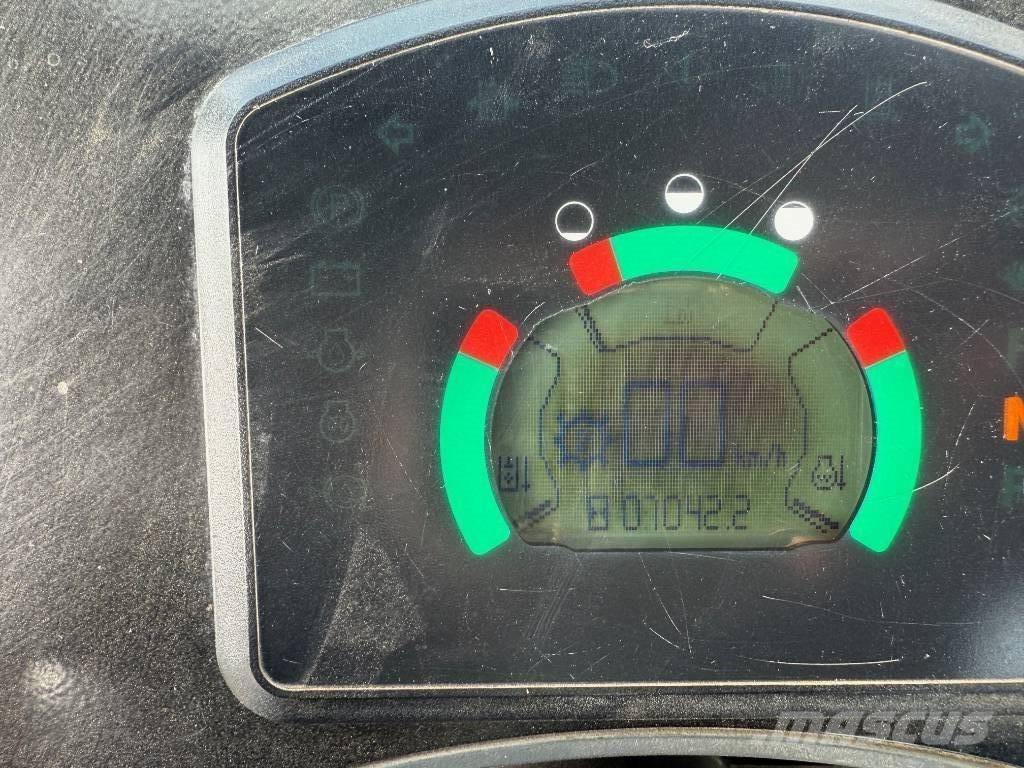 CAT 908 H Kolové nakladače