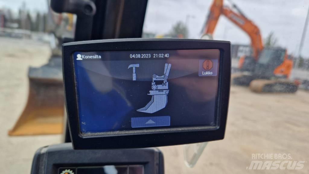 JCB JZ 140 LC Pásová rýpadla