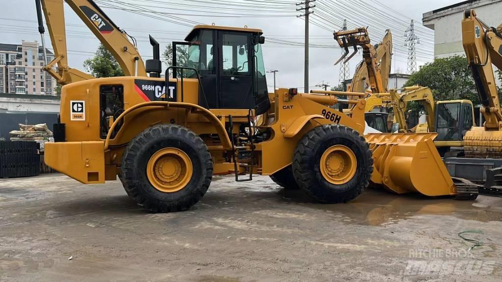 CAT 966 H Kolové nakladače