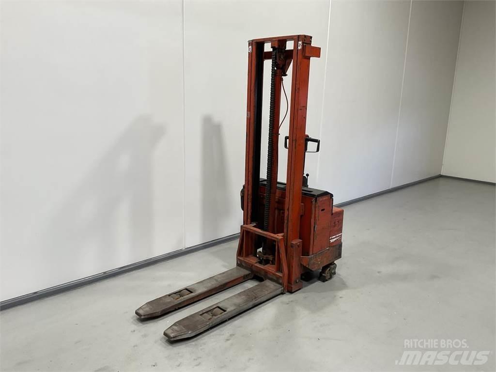 BT LSV 1250 E/10 Samohybné vozíky