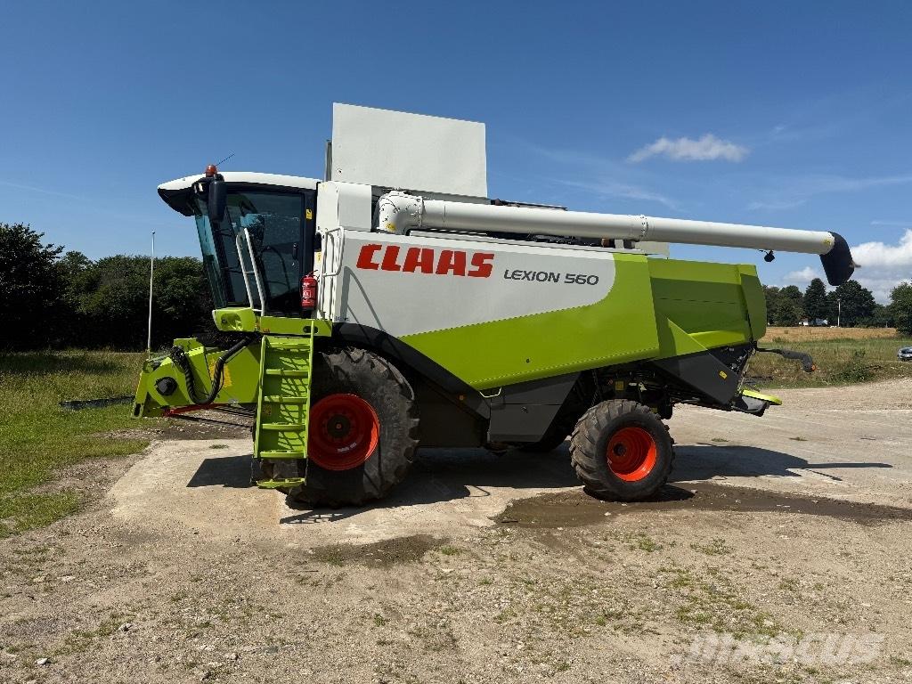 CLAAS Lexion 560 Sklízecí mlátičky