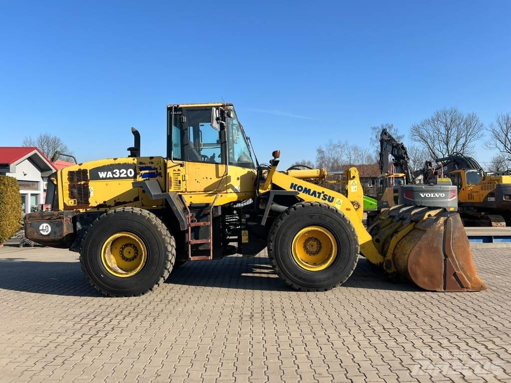 Komatsu WA 320-5 Kolové nakladače