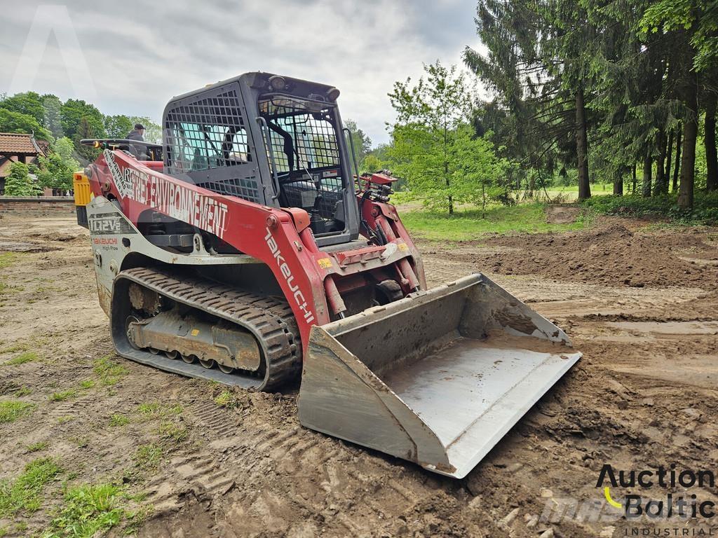 Takeuchi TL12V-2 Pásové nakladače