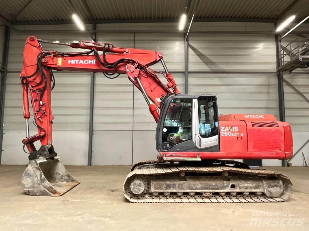 Hitachi ZX 250 LC-3 Pásová rýpadla