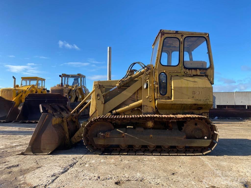 CAT 931 Pásové nakladače