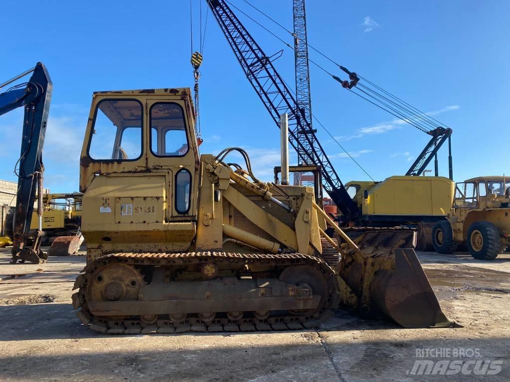 CAT 931 Pásové nakladače