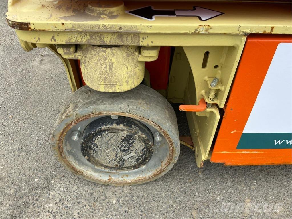 JLG 1230 ES (10150) Nůžková zvedací plošina