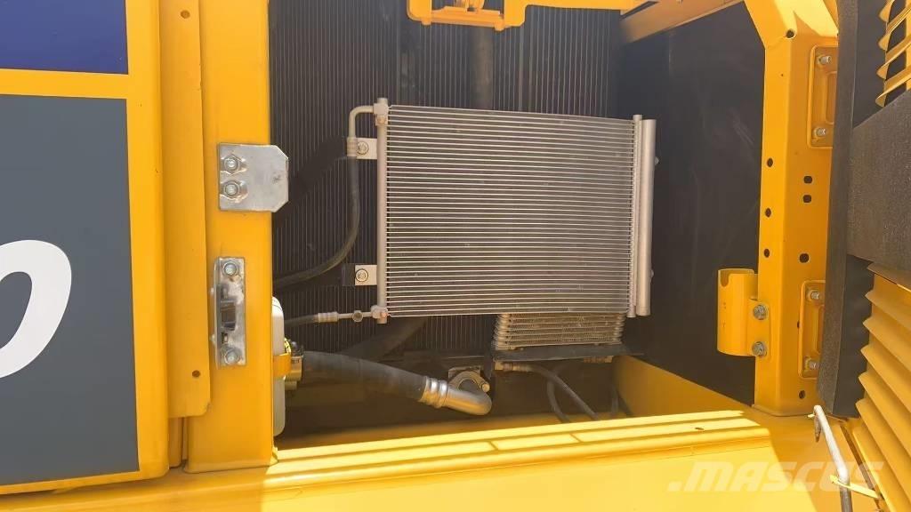 Komatsu PC 240 LC Pásová rýpadla