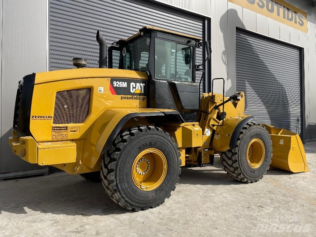 CAT 926M Kolové nakladače