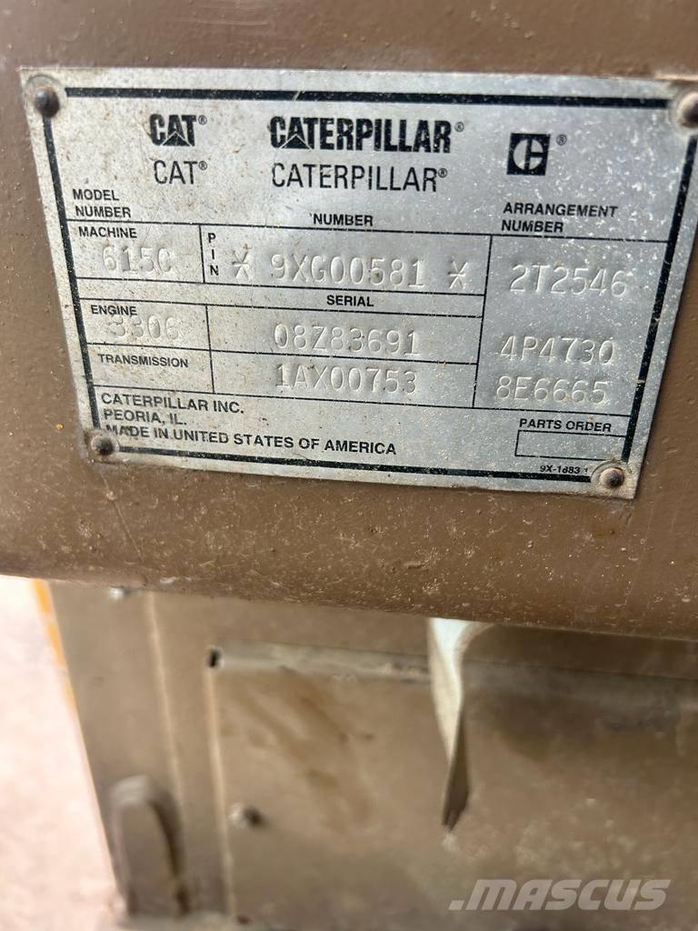 CAT 615 C II Skrejpry