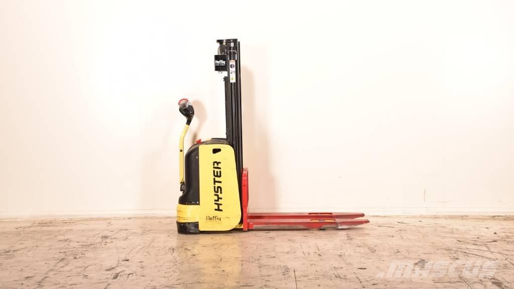 Hyster S 1.0-24 Ručně vedené vysokozdvižné vozíky