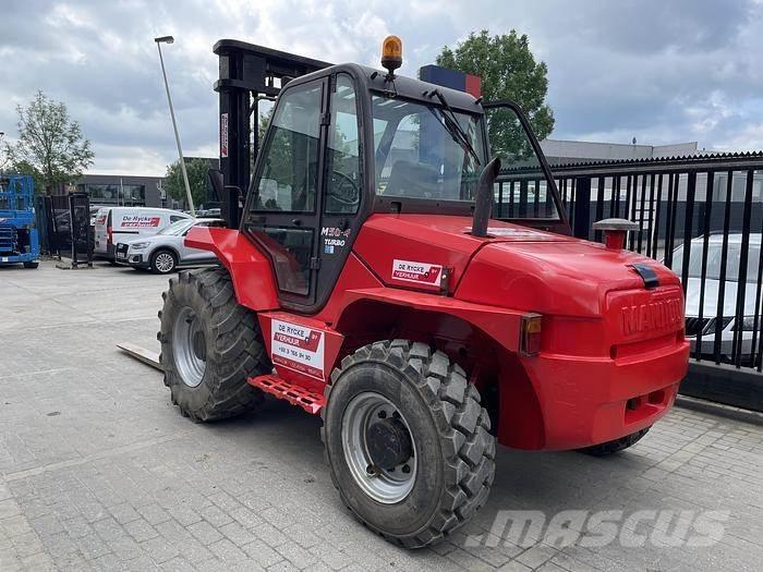 Manitou M50-4 Terénní vysokozdvižné vozíky