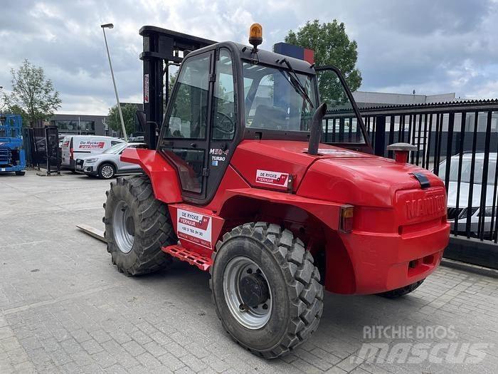 Manitou M50-4 Terénní vysokozdvižné vozíky