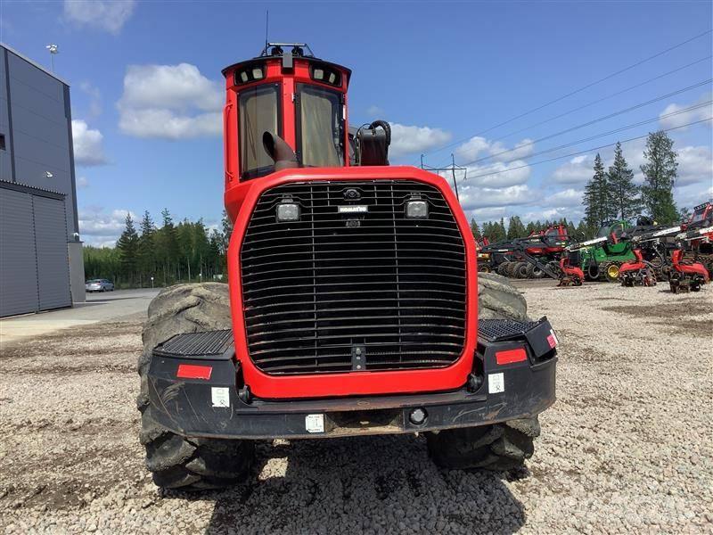 Komatsu 911 Harvestory