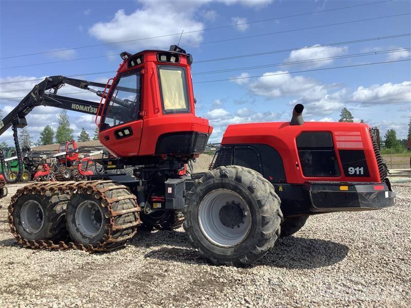 Komatsu 911 Harvestory