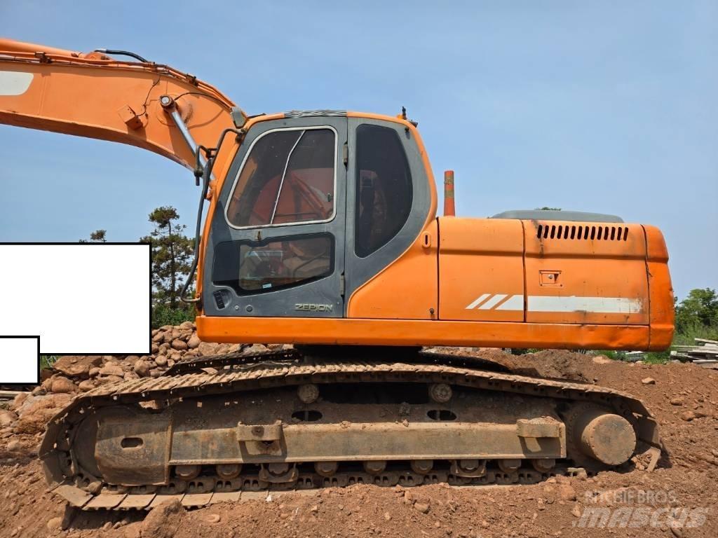 Doosan DX 220 LCA Pásová rýpadla