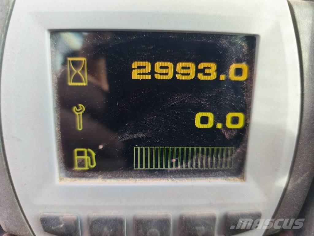 JCB 100 C Midi rýpadla 7t - 12t