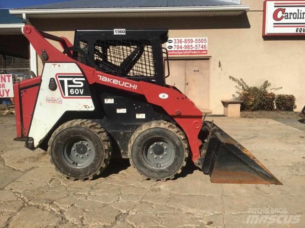 Takeuchi TS60V Smykem řízené nakladače