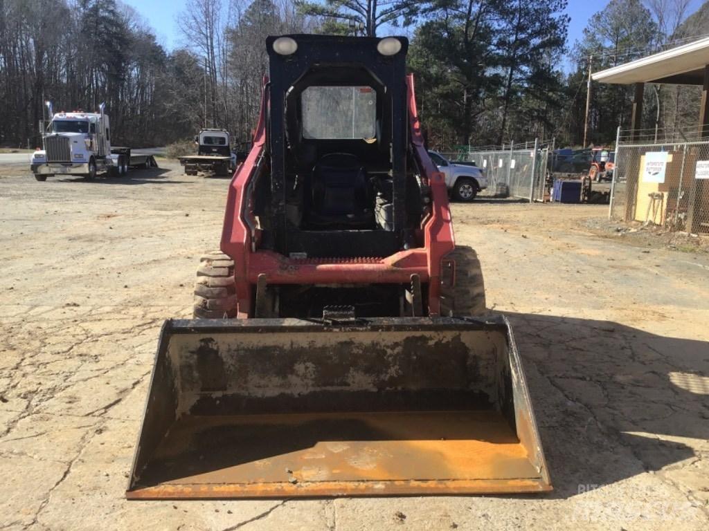 Takeuchi TS60V Smykem řízené nakladače