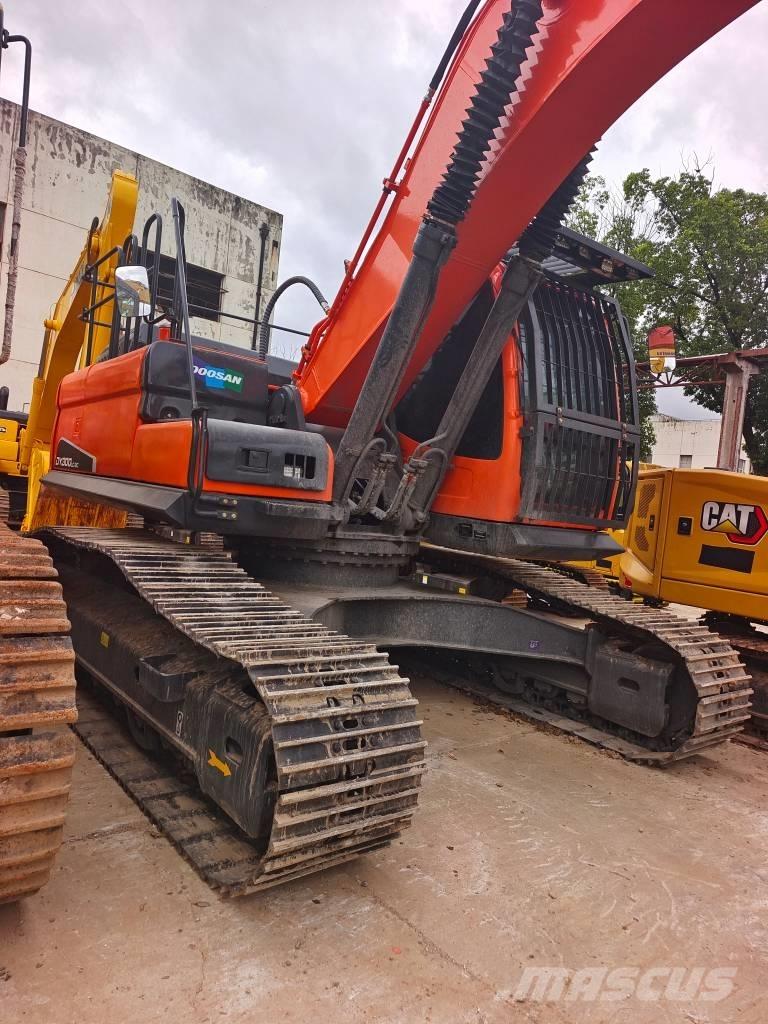 Doosan DX 300LC-9C Pásová rýpadla