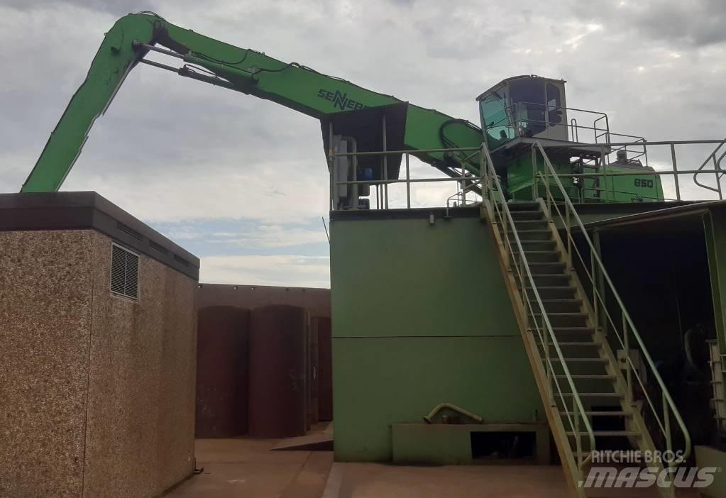 Sennebogen 850 E Stroje pro manipulaci s odpadem