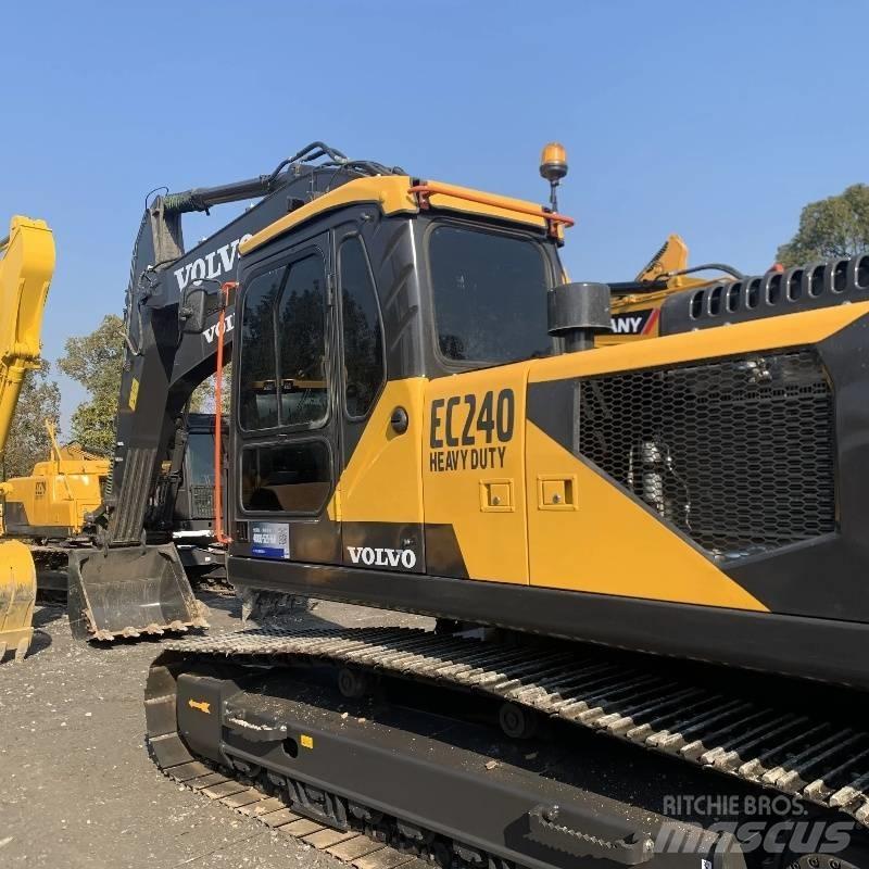 Volvo EC 240 Pásová rýpadla