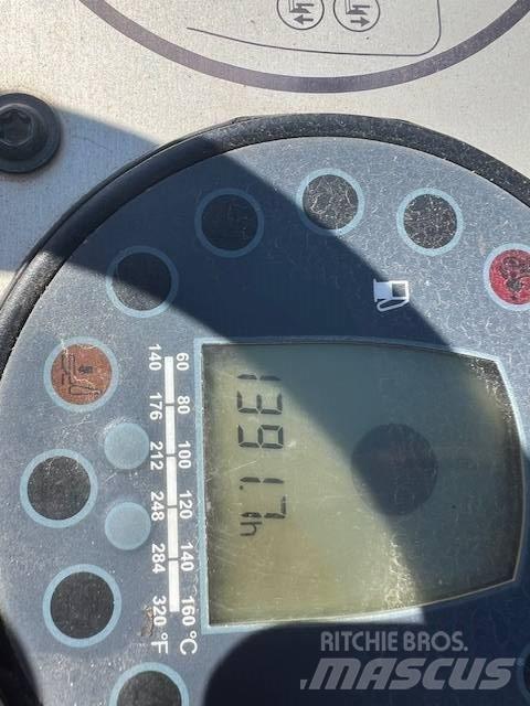 Bomag BW 100 AD-5 Tandemové válce