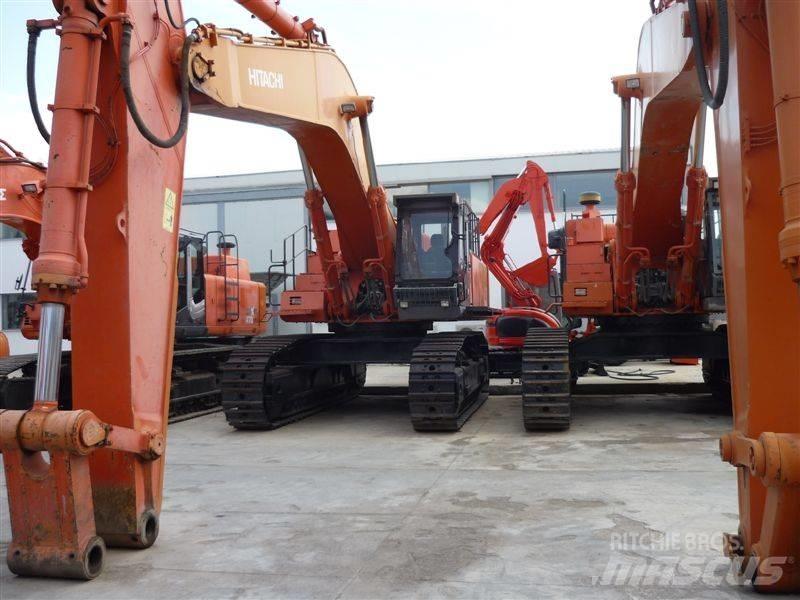 Hitachi ZX 850 H Pásová rýpadla
