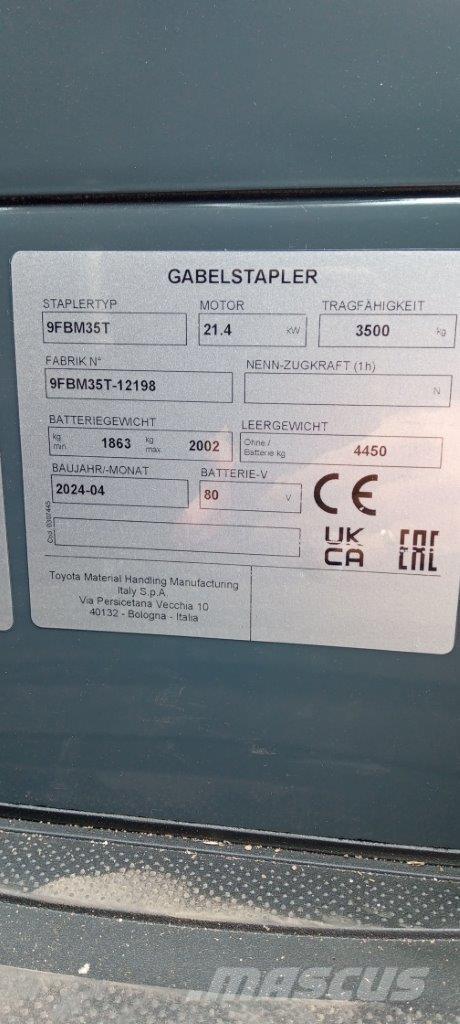 Toyota 9FBM35T Akumulátorové vozíky