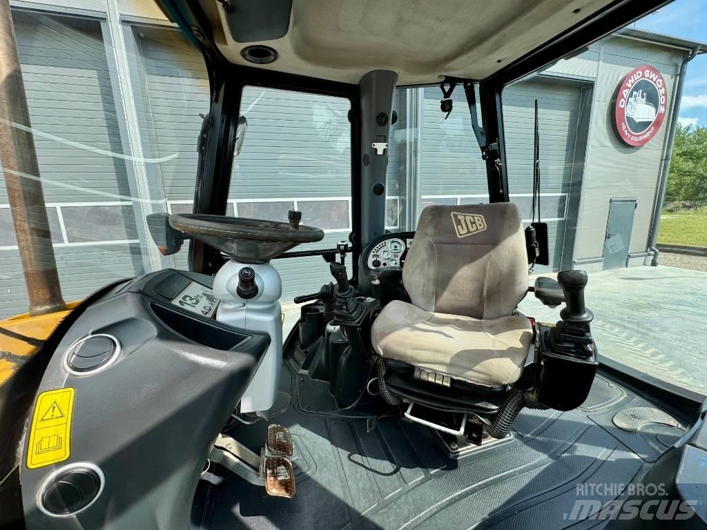 JCB 3 CX Rýpadlo-nakladače