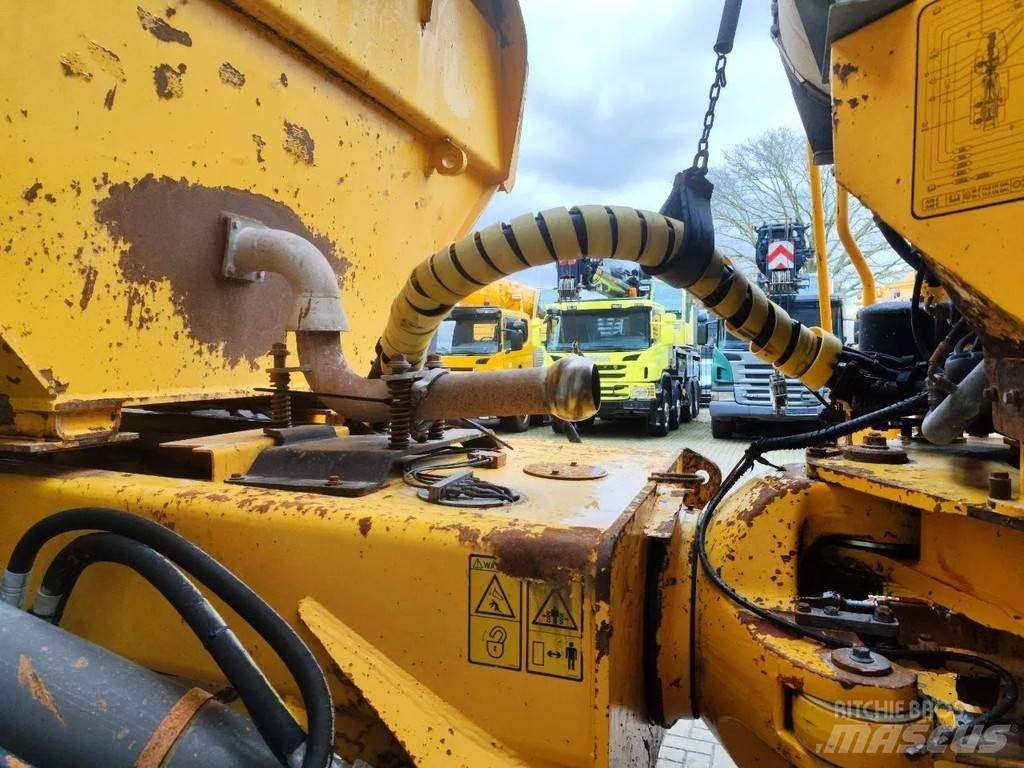Volvo A35D 6x6 Kloubové dempry