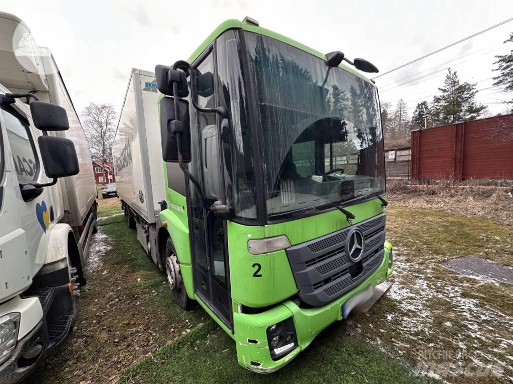 Mercedes-Benz Econic Skříňová nástavba