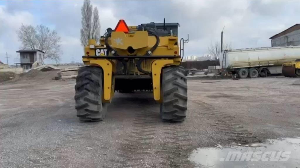 CAT RM 500 Recyklátory asfaltu